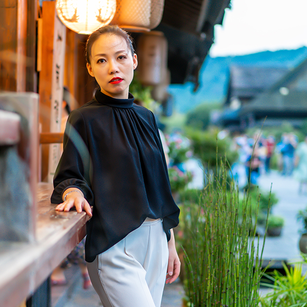  女裝